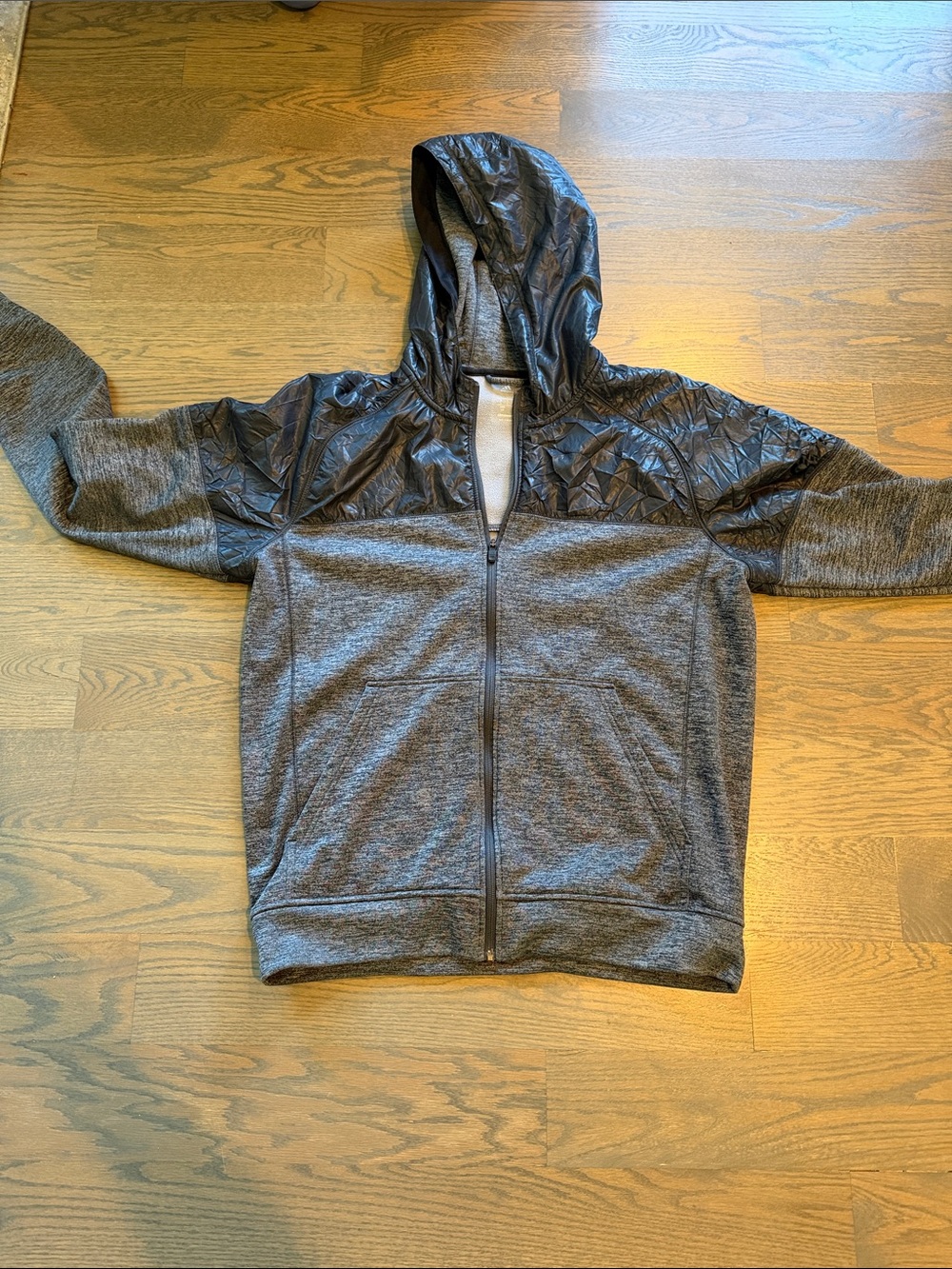 adidas Men's Gray Hooded Zip Raincoat with Quilted Shoulders